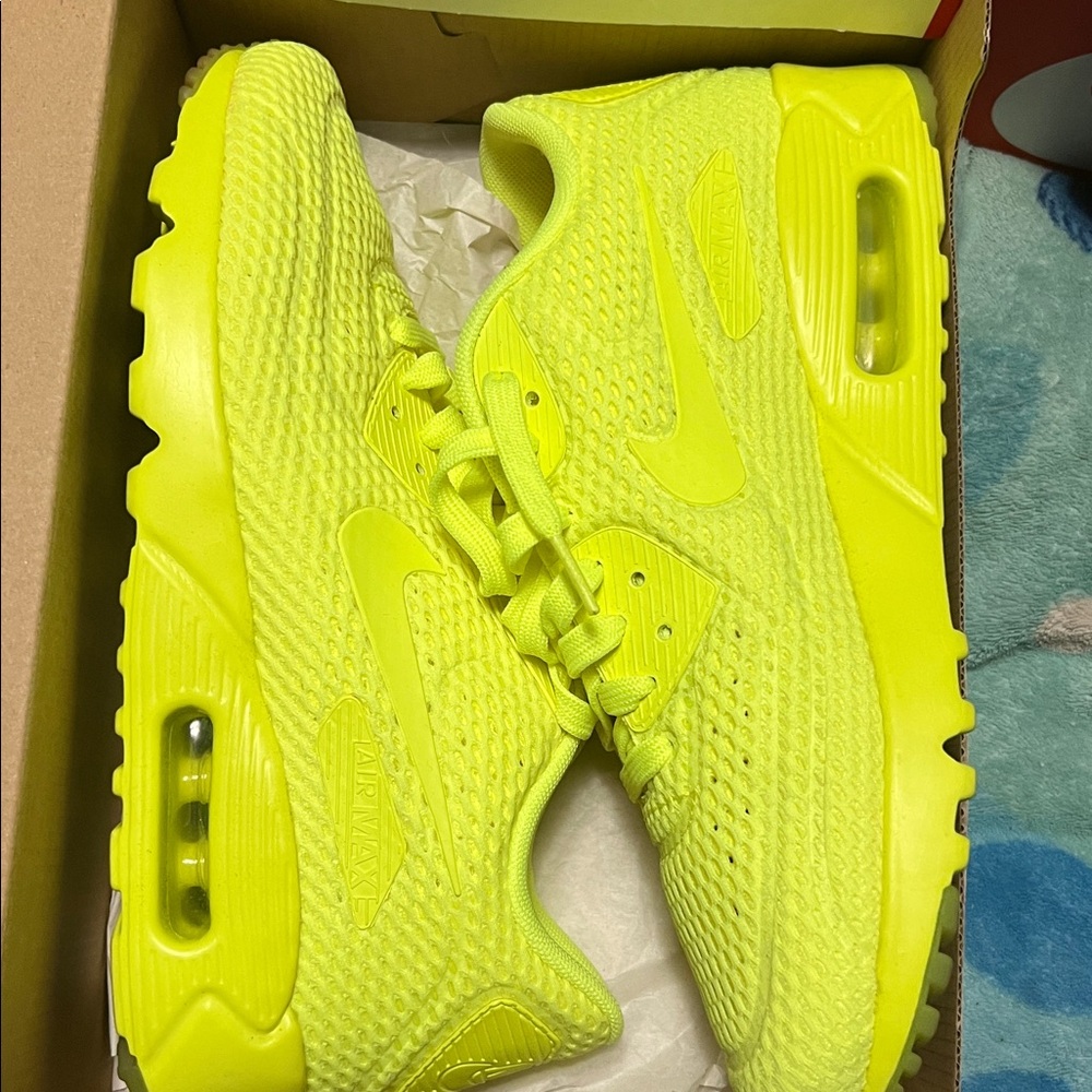 Nike Air Max 90 Ultra BR in Volt